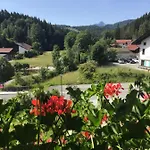 Gaestehaus Alfred Klais * Krün