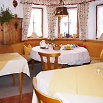 Gaestehaus Alfred Klais *