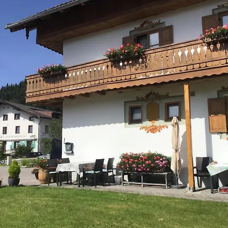 Gaestehaus Alfred Klais * Крун