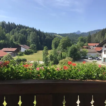 Gaestehaus Alfred Klais * Крун