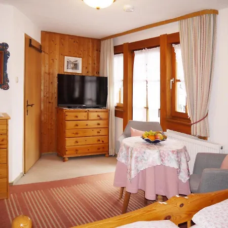 Alfred Klais Apartment *